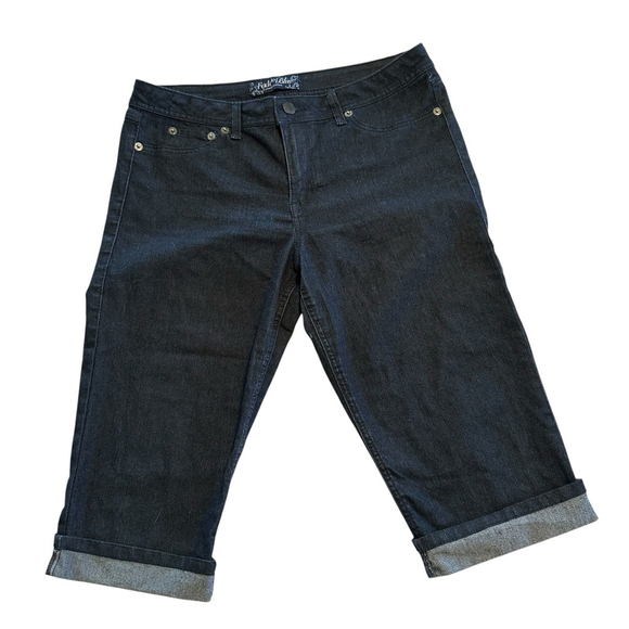 Fade to Blue Premium Cuffed Capri Denim Jeans Womens 14 Blue Zip Pockets - Picture 2 of 15